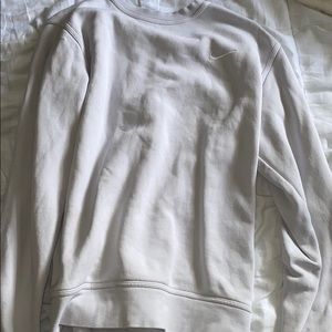 nike sweatshirt